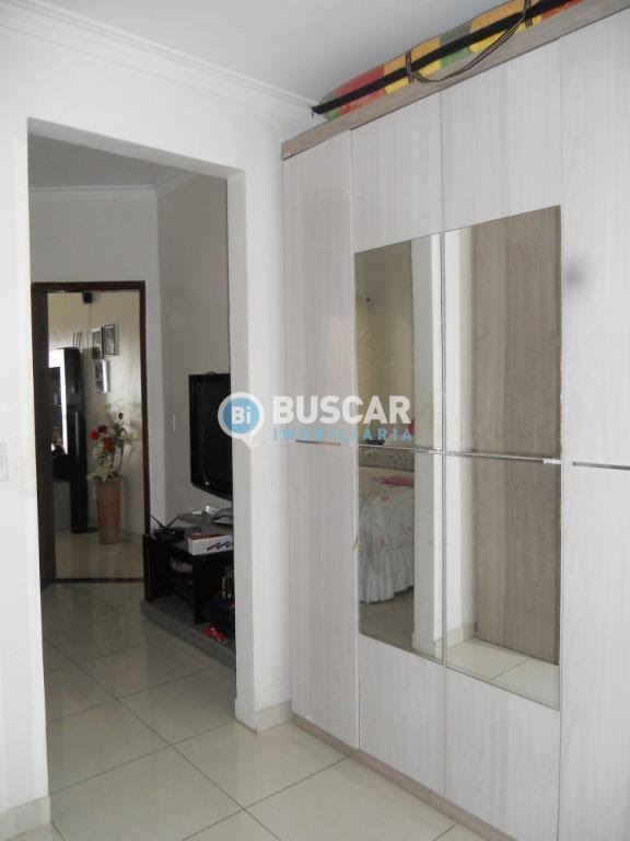 Casa à venda com 3 quartos, 2 suítes, 12 vagas e 468m² no Jardim Cruzeiro, Feira de Santana (BA) — foto 9 de 13