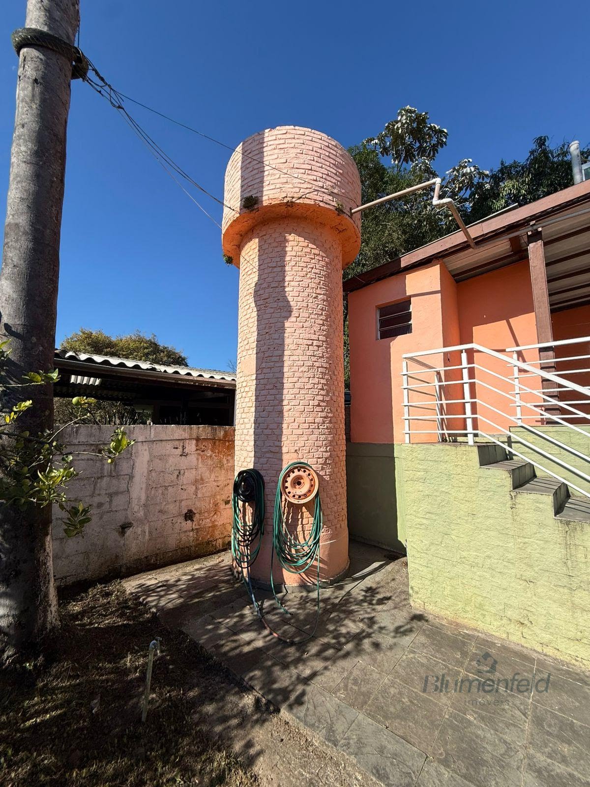 Casa à venda com 3 quartos, 1 suíte, 3 vagas e 305m² no Arujá Country Club, Arujá (SP) — foto 7 de 25