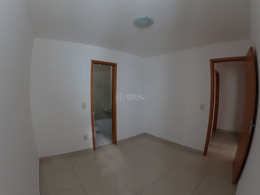 Apartamento Alto Padrão à venda com 3 quartos.