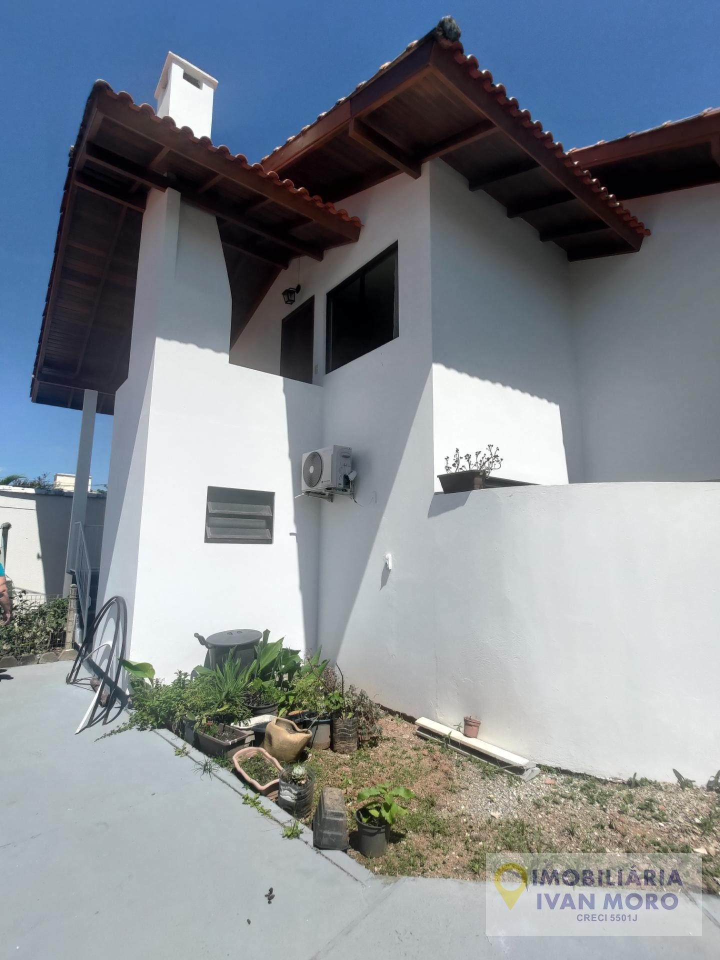 Apartamento para alugar com 1 quarto, 1 banheiro, 1 vaga e 40m² no Daniela, Florianópolis (SC) — foto 3 de 24