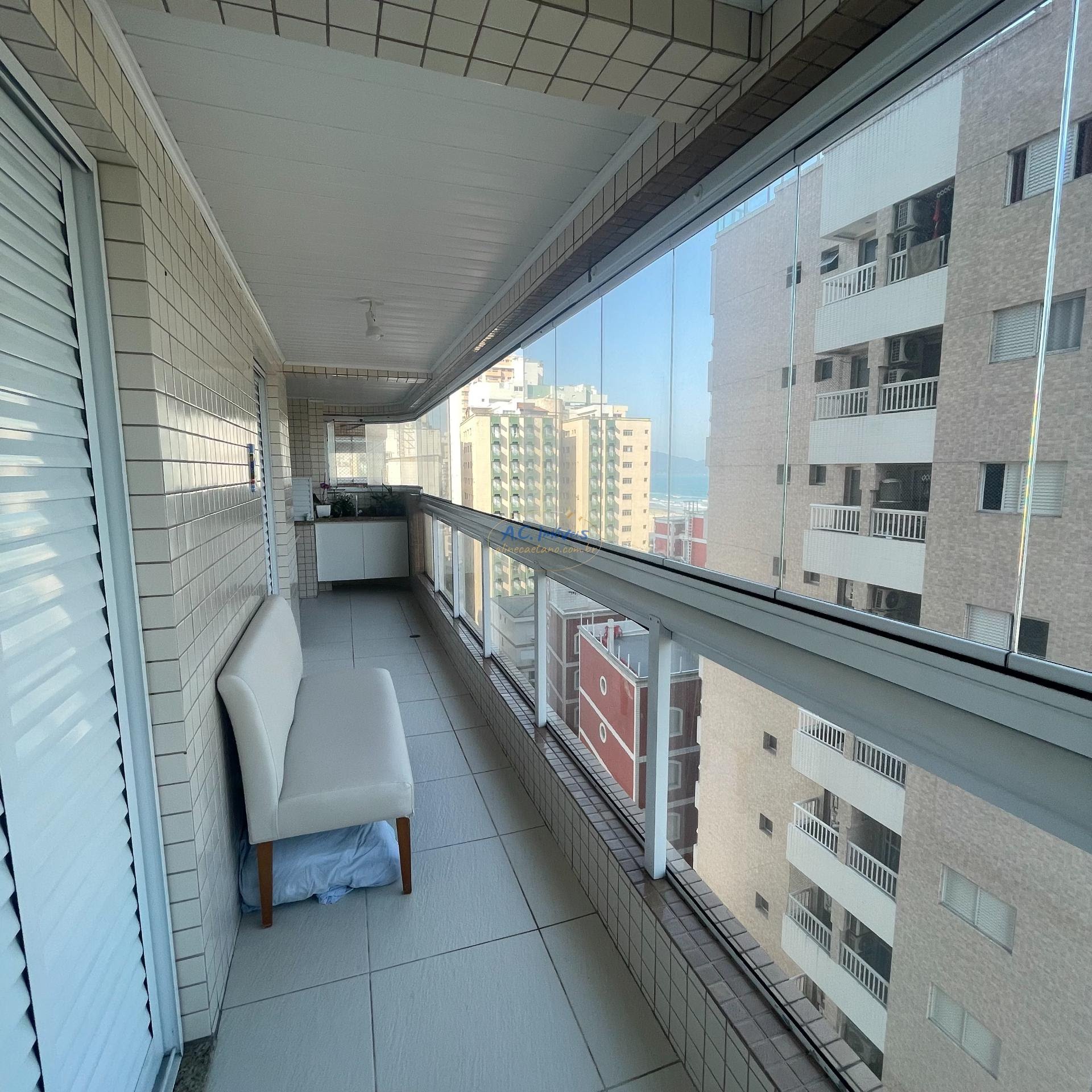 Apartamento à venda com 3 quartos, 2 banheiros, 2 vagas e 120m² no Aviação, Praia Grande — foto principal