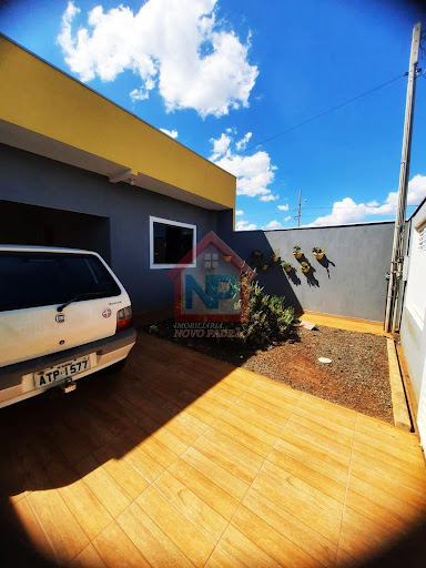 Casa em Cidade Jardim  -  Arapongas