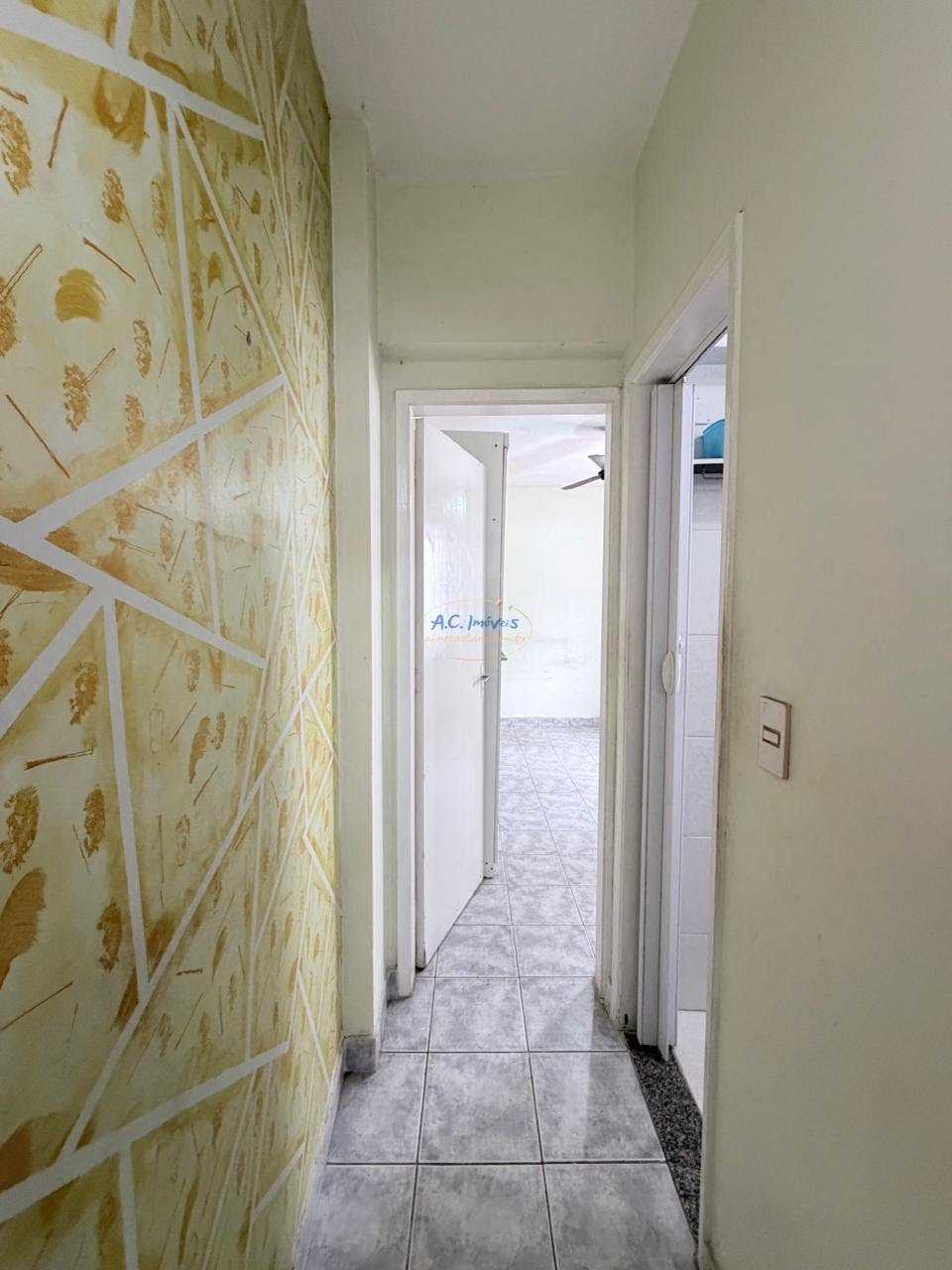 Apartamento à venda com 1 quarto, 1 banheiro, 1 vaga e 39m² no Vila Tupi, Praia Grande (SP) — foto 4 de 14