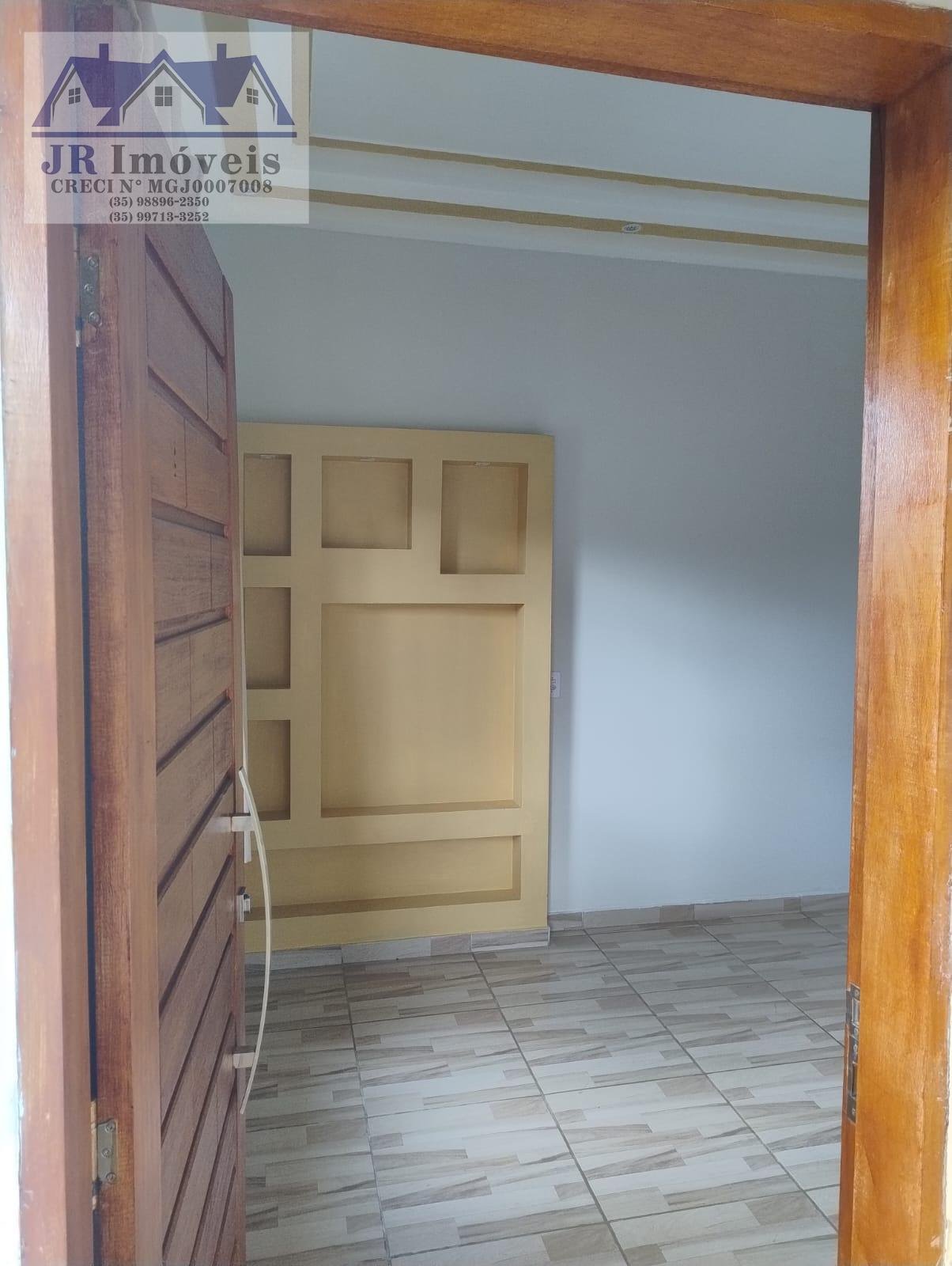 Casa à venda com 5 quartos e 2 banheiros no São José, Pedralva (MG) — foto 9 de 23