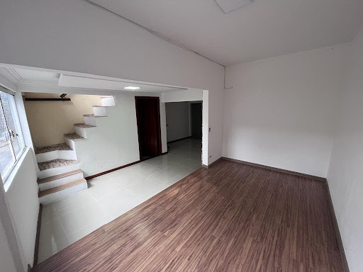 Casa em Jardim Guarau  -  São Paulo