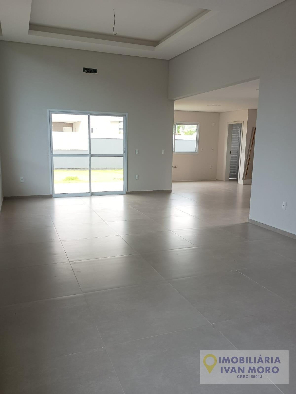 Casa à venda com 3 quartos, 1 suíte, 4 vagas e 236m² no São João do Rio Vermelho, Florianópolis (SC) — foto 6 de 22