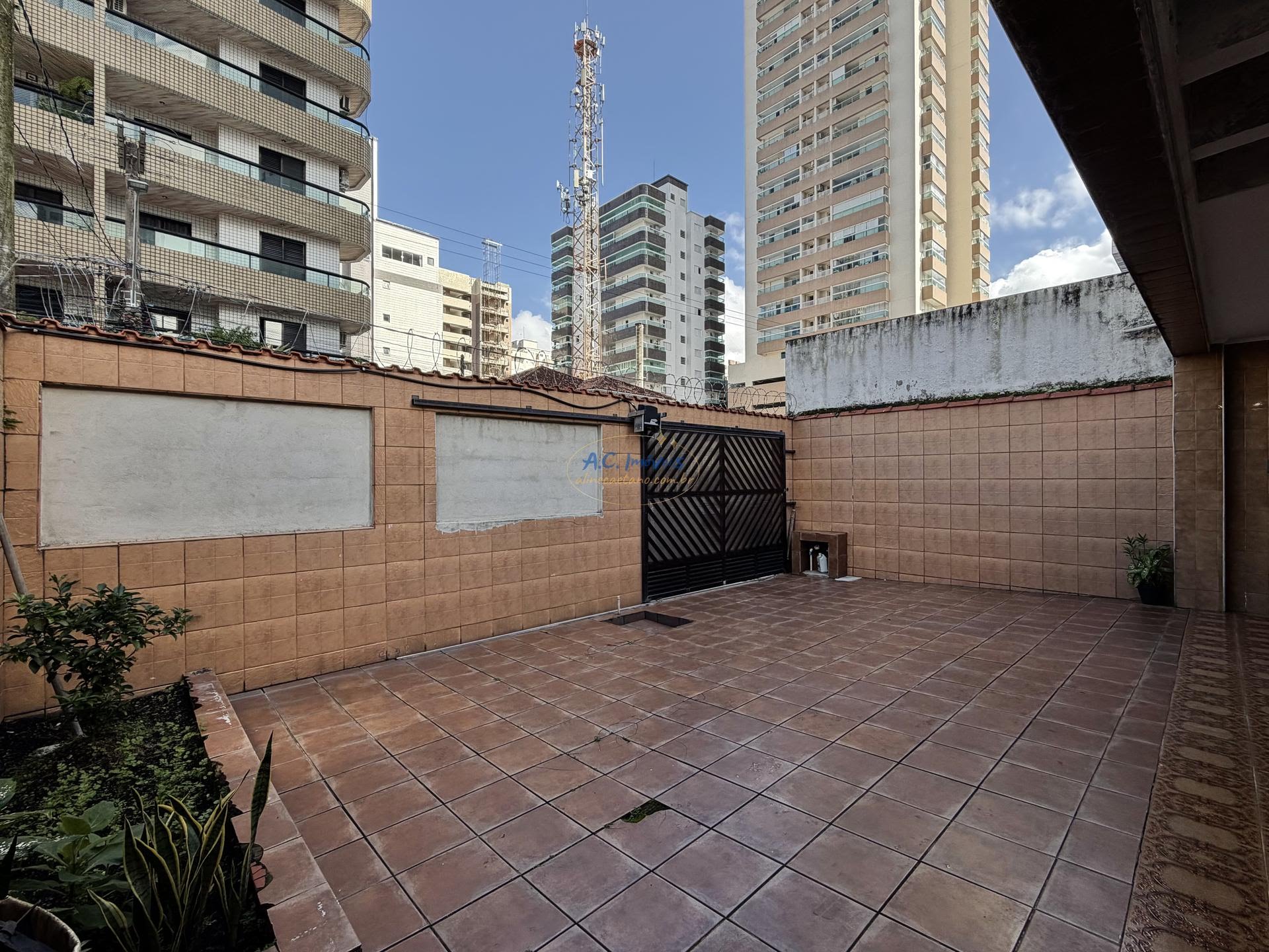Casa à venda com 3 quartos, 1 suíte, 6 vagas e 153m² no Vila Assuncao, Praia Grande (SP) — foto 19 de 23