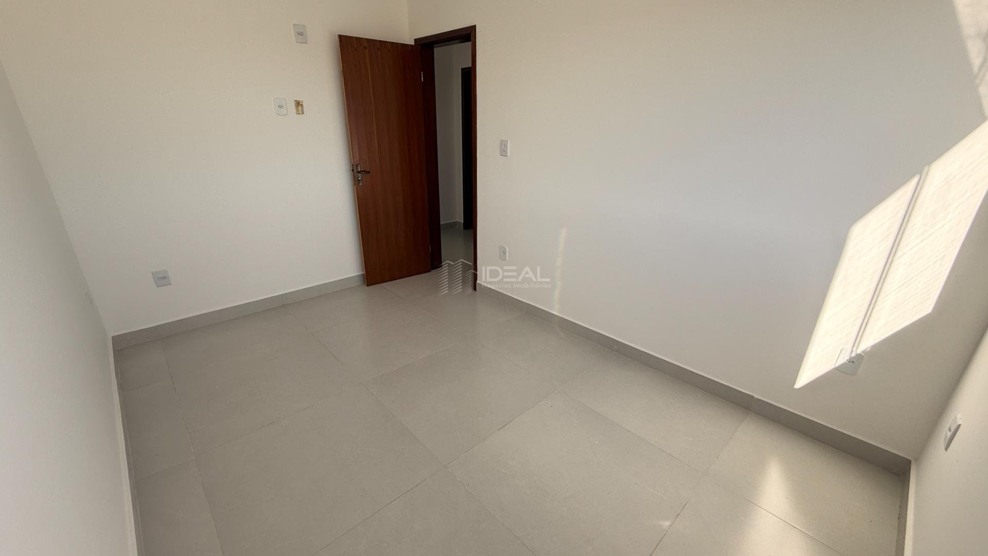 Casa à venda com 4 quartos, 1 suíte, 2 vagas e 160m² no Cidade Jardim, Campos dos Goytacazes (RJ) — foto 13 de 28