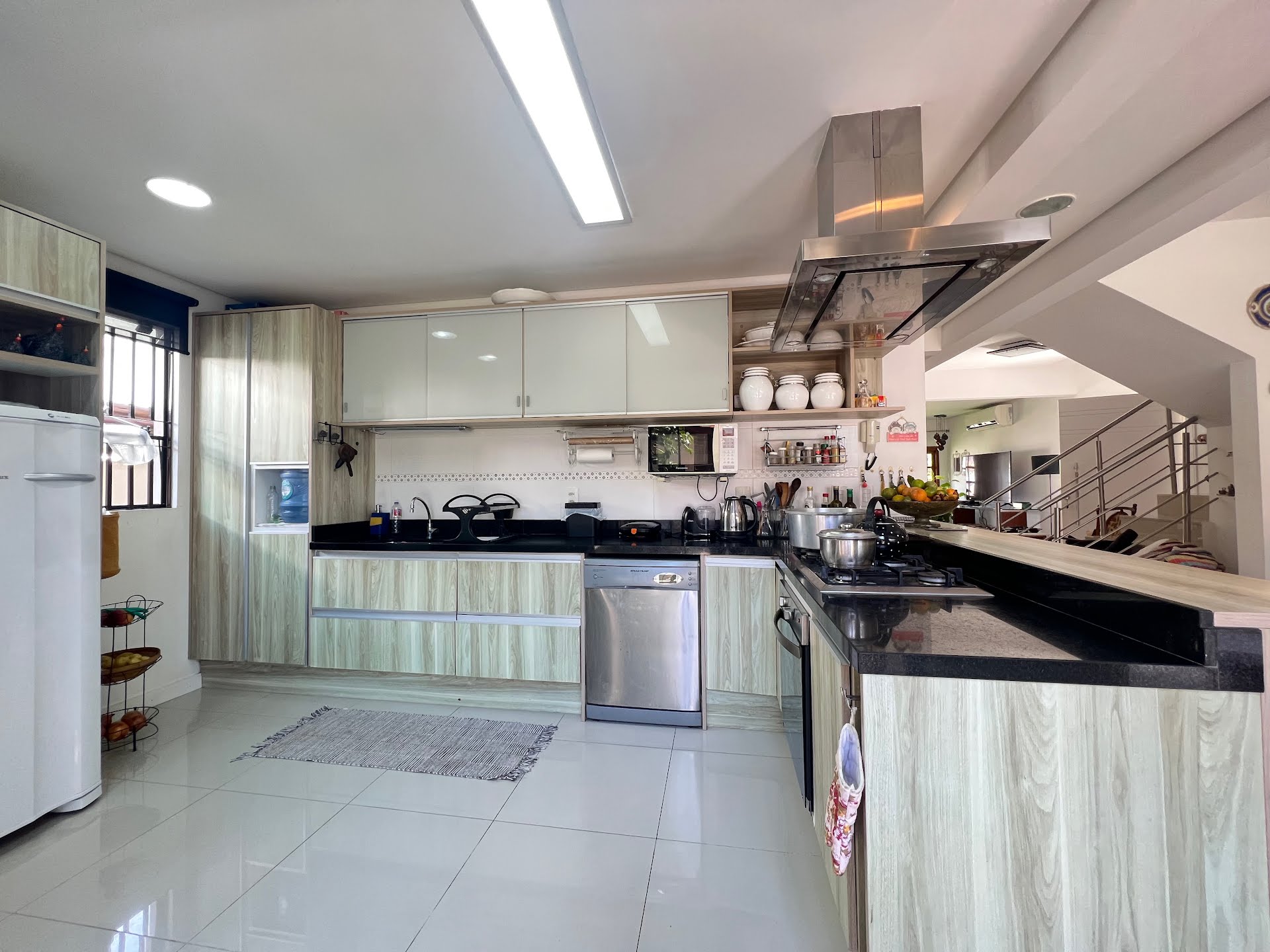 Casa à venda com 1 quarto, 3 suítes, 2 vagas e 450m² no Jurerê Internacional, Florianópolis (SC) — foto 9 de 30