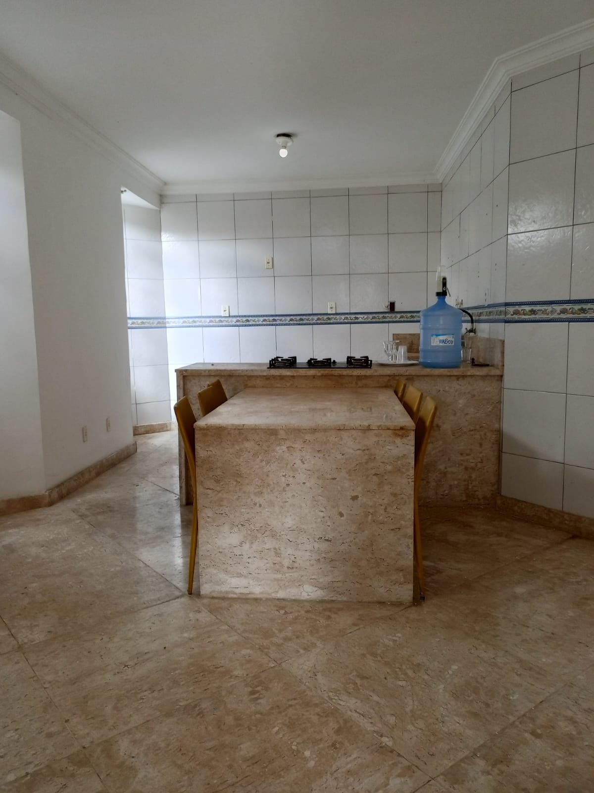 Comercial para alugar com 3 banheiros, 6 vagas e 380m² no Lagoa Salgada, Feira de Santana (BA) — foto 11 de 30