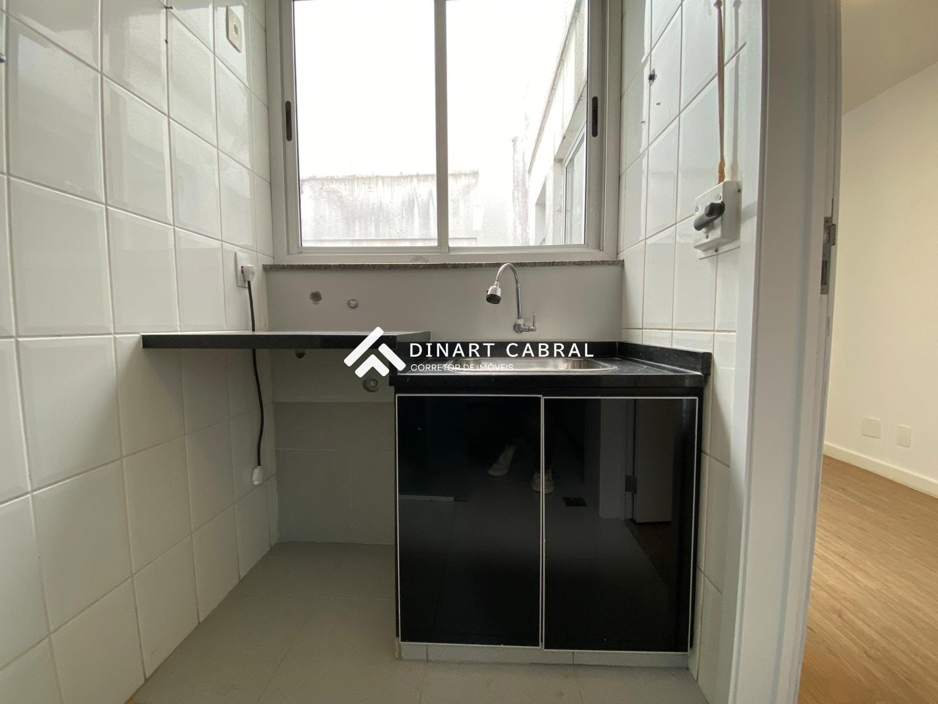Apartamento à venda com 2 quartos, 1 suíte, 3 vagas e 176m² no Leblon, Rio de Janeiro (RJ) — foto 28 de 30