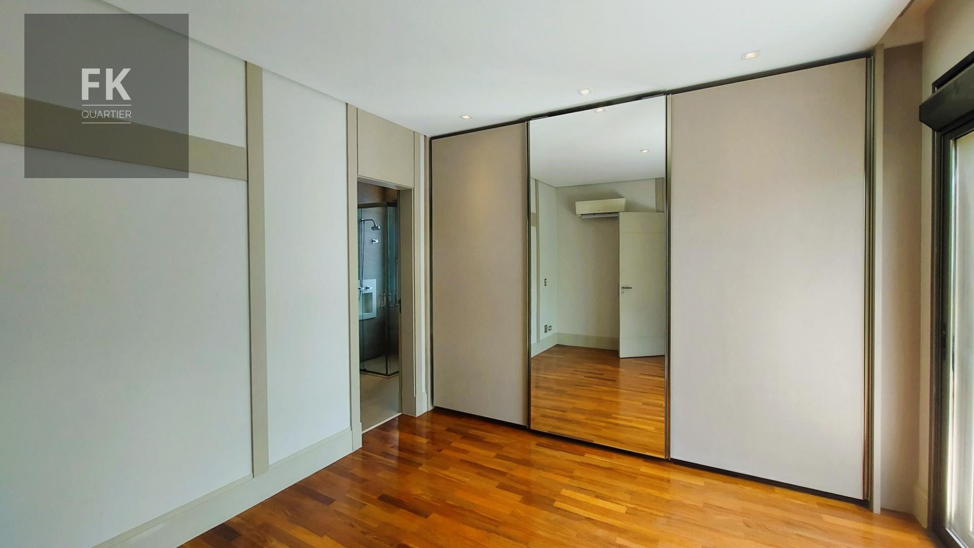 Casa à venda com 4 quartos, 4 suítes, 6 vagas e 448m² no Alphaville Conde II, Barueri (SP) — foto 18 de 30