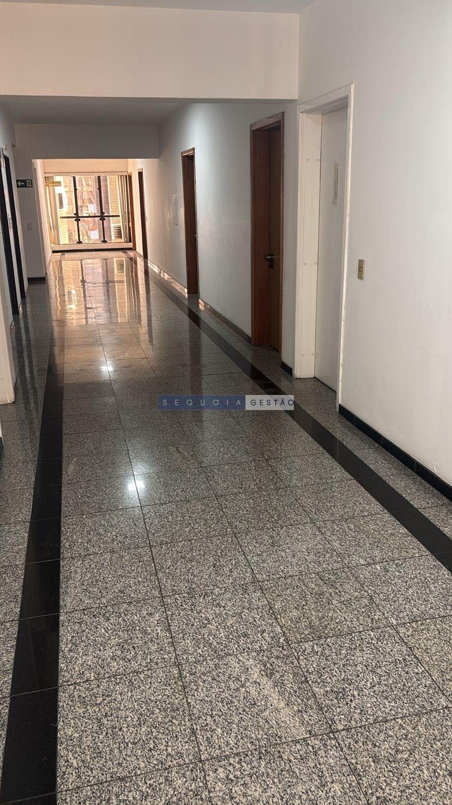 Comercial à venda com 3 banheiros e 123m² no Centro, Curitiba (PR) — foto 27 de 27