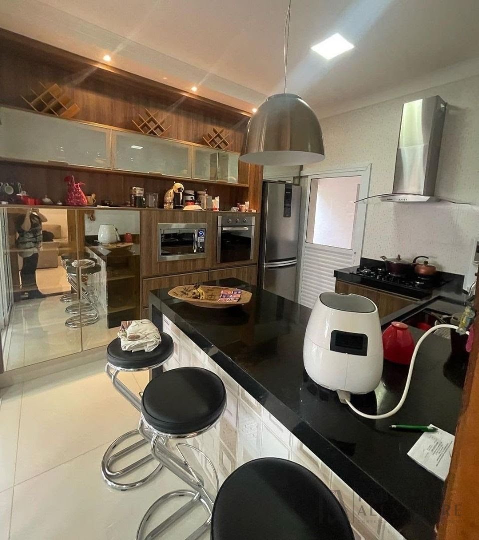 Casa à venda com 3 quartos, 3 suítes, 4 vagas e 230m² no Quinta do Lago I, São José do Rio Preto (SP) — foto 4 de 16