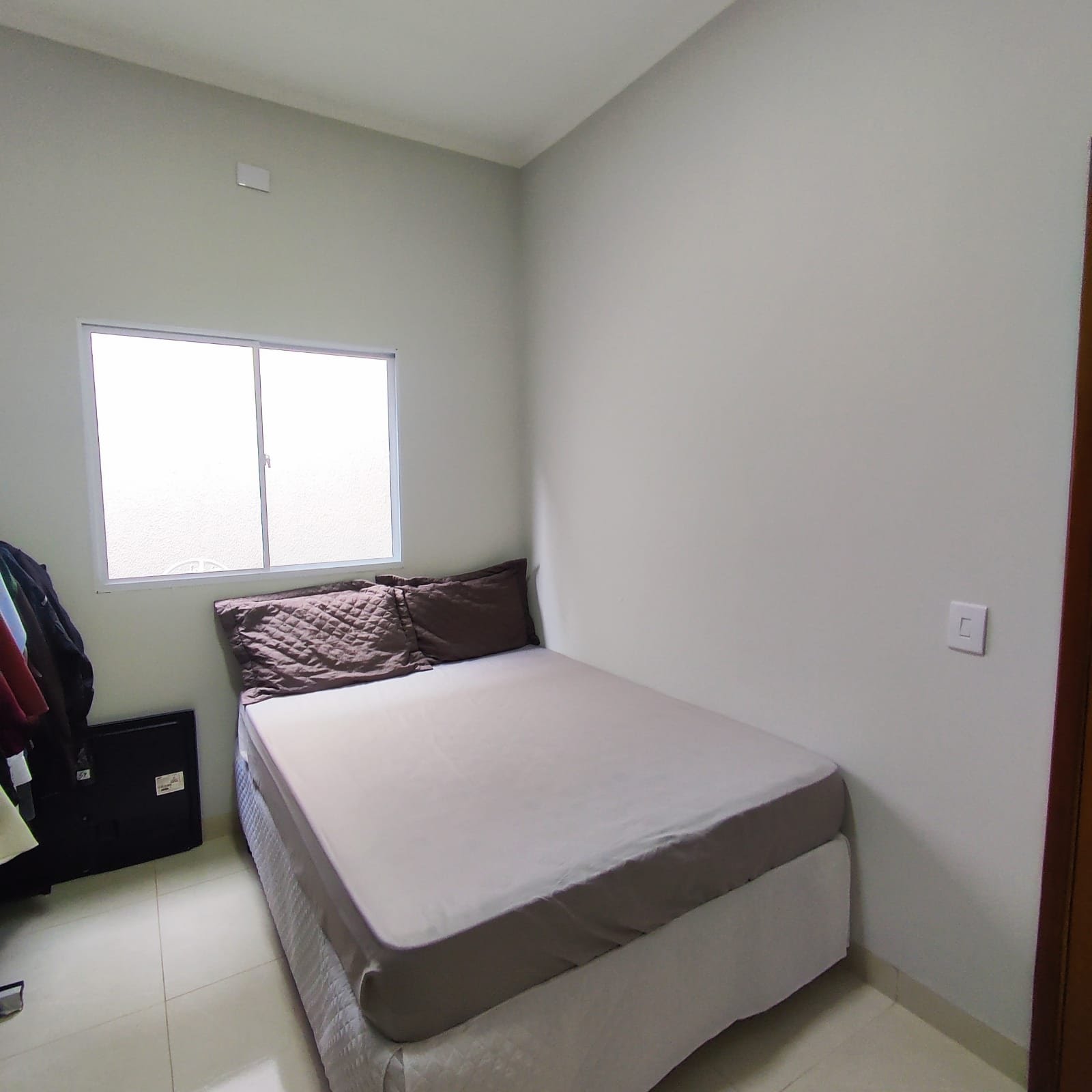 Casa à venda com 3 quartos, 2 banheiros, 2 vagas e 90m² no Jardim dos Ipês, Três Lagoas — foto principal