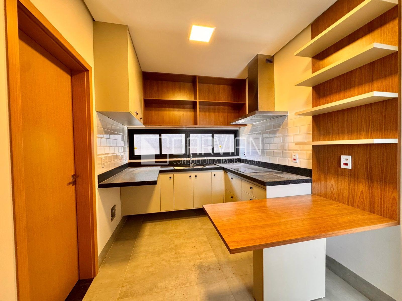 Casa à venda com 3 quartos, 3 suítes, 4 vagas e 229m² no Residencial Alto do Castelo, Ribeirão Preto (SP) — foto 7 de 29