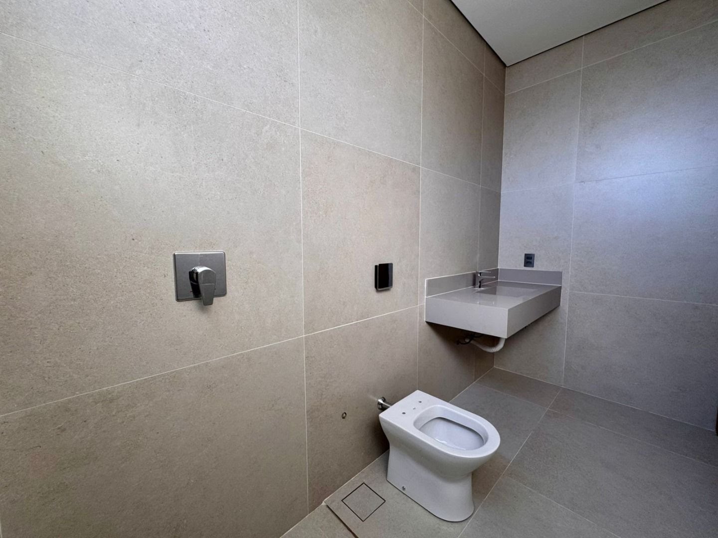 Casa à venda com 4 quartos, 4 suítes e 335m² no Alphaville, Ribeirão Preto (SP) — foto 29 de 30