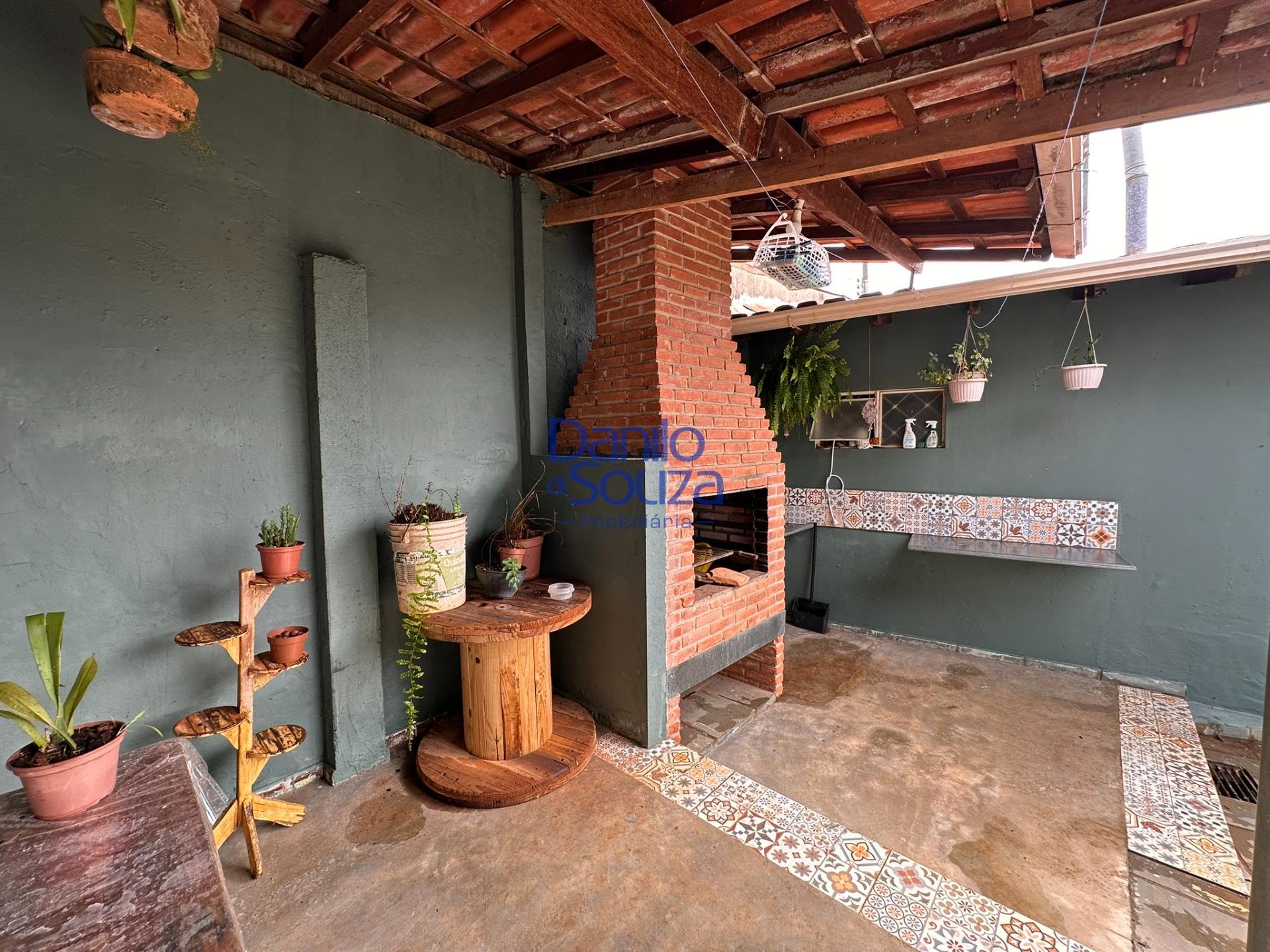 Casa à venda com 3 quartos, 2 banheiros e 354m² no Recanto das Mangueiras, Araxá (MG) — foto 14 de 20