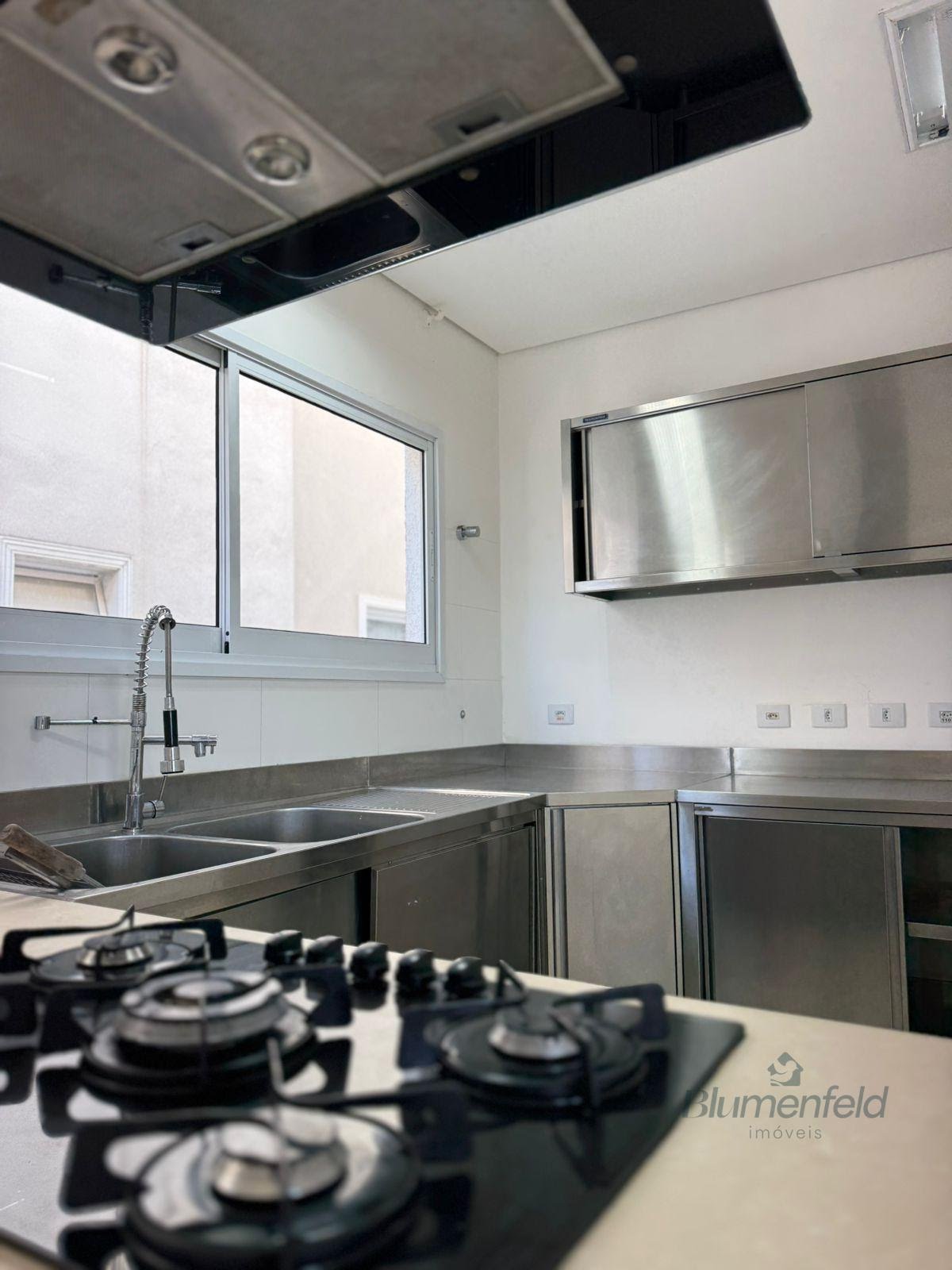 Casa à venda com 4 quartos, 3 suítes, 5 vagas e 320m² no Jardim Fazenda Rincao, Arujá (SP) — foto 8 de 30