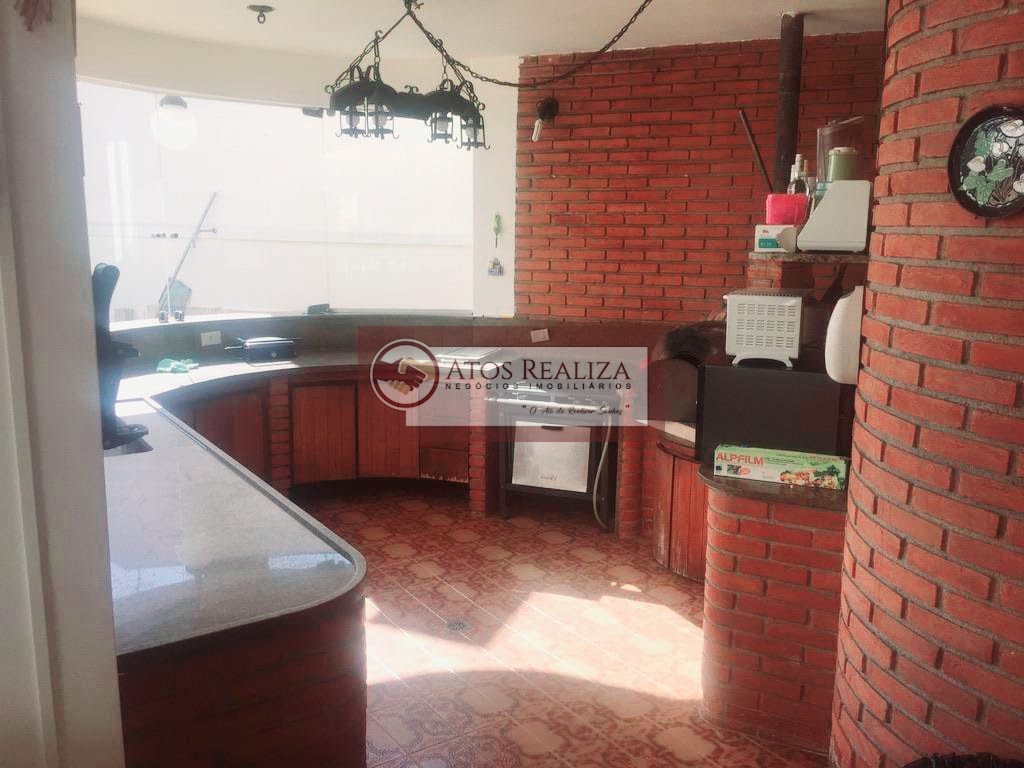 Casa à venda com 2 quartos, 2 suítes, 4 vagas e 548m² no Interlagos, São Paulo (SP) — foto 11 de 13