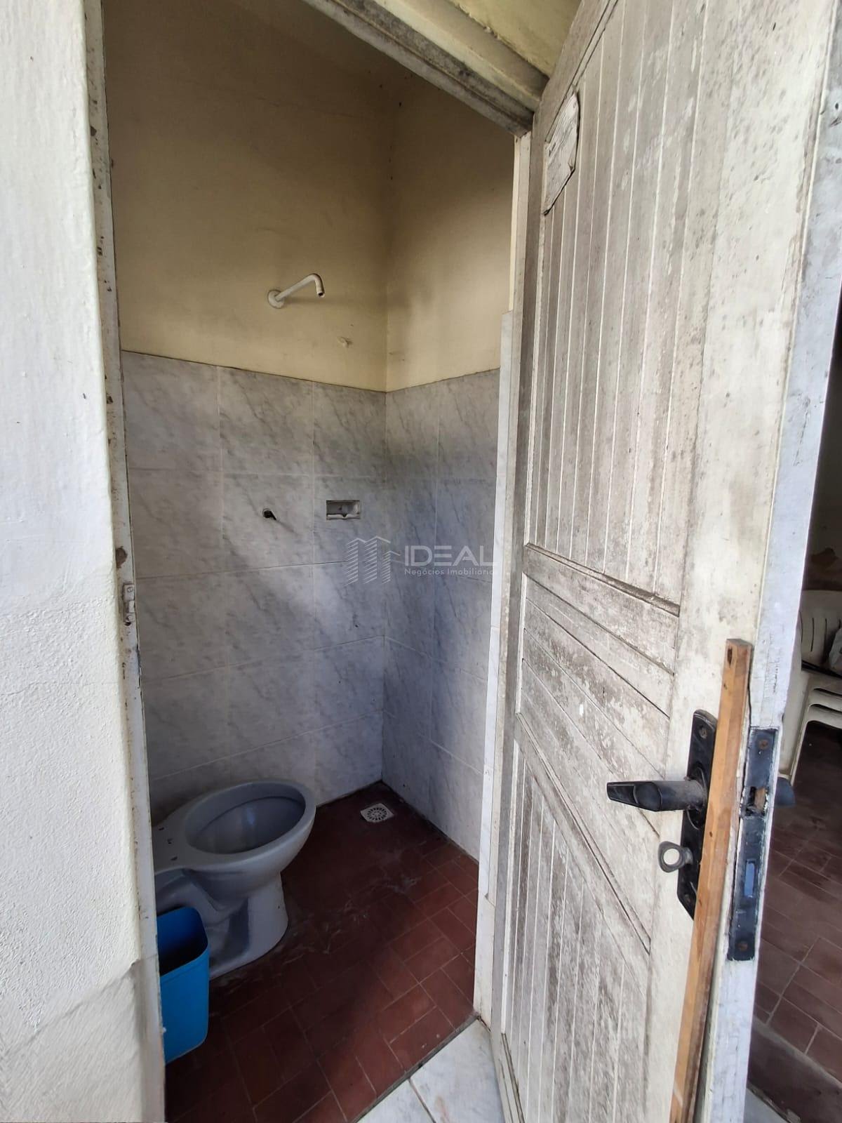 Casa à venda com 4 quartos, 2 banheiros, 4 vagas e 360m² no Centro, Campos dos Goytacazes (RJ) — foto 27 de 30