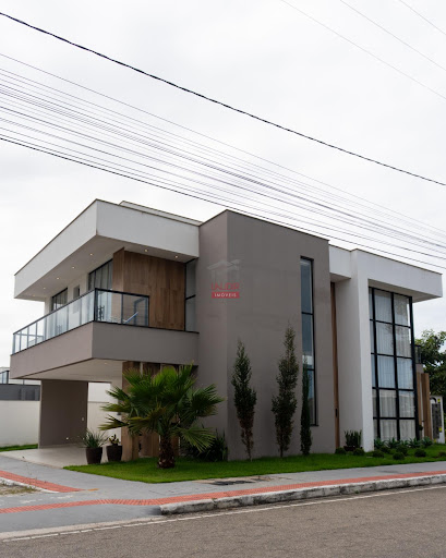 Casa de Alto Padrão á Venda- Cond. Arquipélago Manguinhos