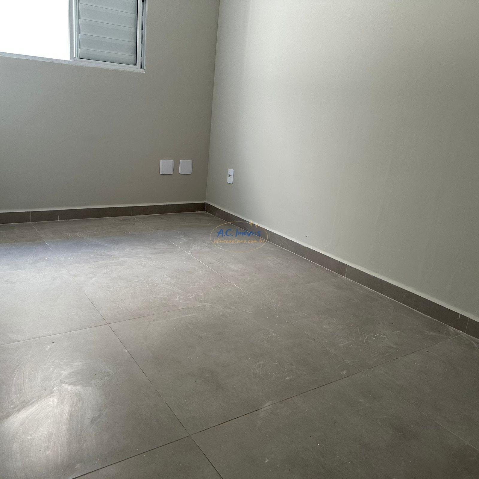 Casa à venda com 2 quartos, 2 banheiros, 1 vaga e 61m² no Jardim Melvi, Praia Grande (SP) — foto 13 de 17
