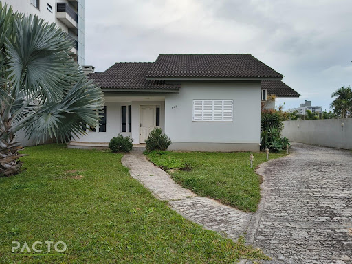 Casa em Centro  -  Araranguá
