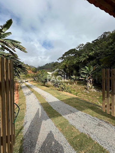 Sítio à venda em Santa Teresa com 2 quartos e 7082m²