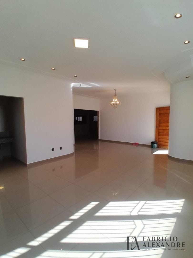 Casa à venda com 3 quartos, 3 suítes, 4 vagas e 245m² no Parque Quinta das Paineiras, São José do Rio Preto (SP) — foto 2 de 23