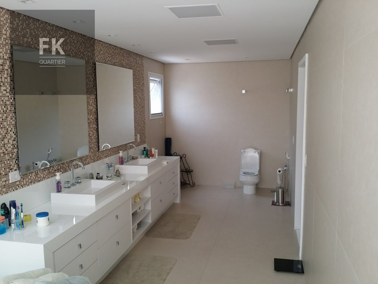 Casa à venda com 8 quartos, 4 suítes, 4 vagas e 987m² no Alphaville Residencial Dois, Barueri (SP) — foto 14 de 30