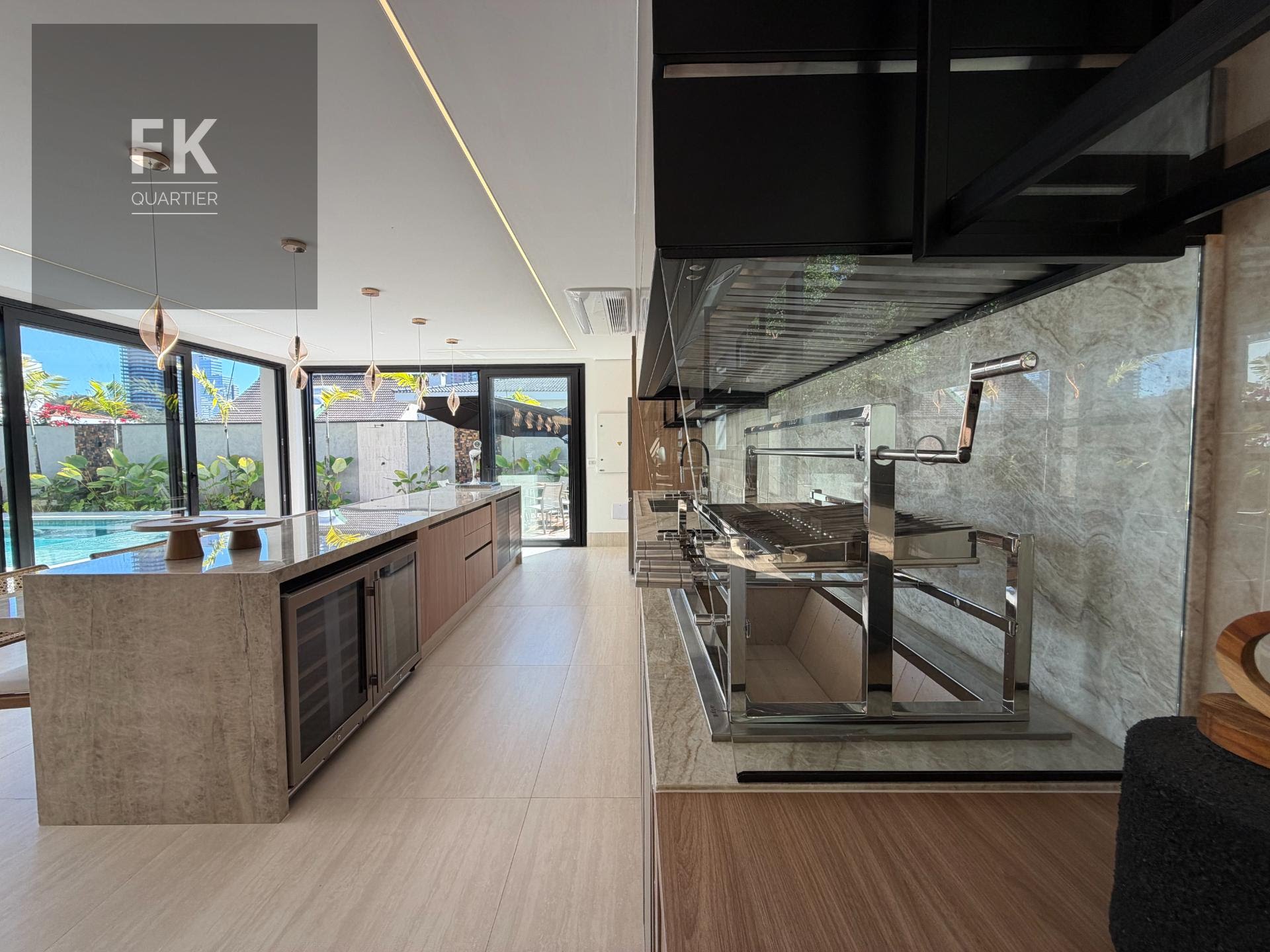 Casa à venda com 5 quartos, 5 suítes, 6 vagas e 670m² no Alphaville Residencial Dois, Barueri (SP) — foto 16 de 30