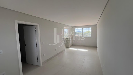 Apartamento à venda em Todos os Santos, Montes Claros | 82m²