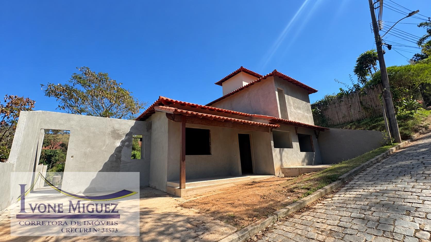 OBRA EM ANDAMENTO