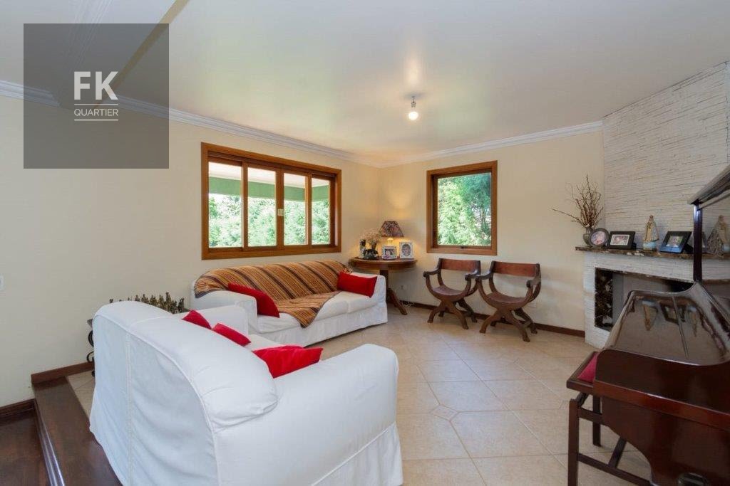 Casa à venda com 4 quartos, 4 suítes, 4 vagas e 620m² no Residencial Euroville, Carapicuíba (SP) — foto 9 de 30