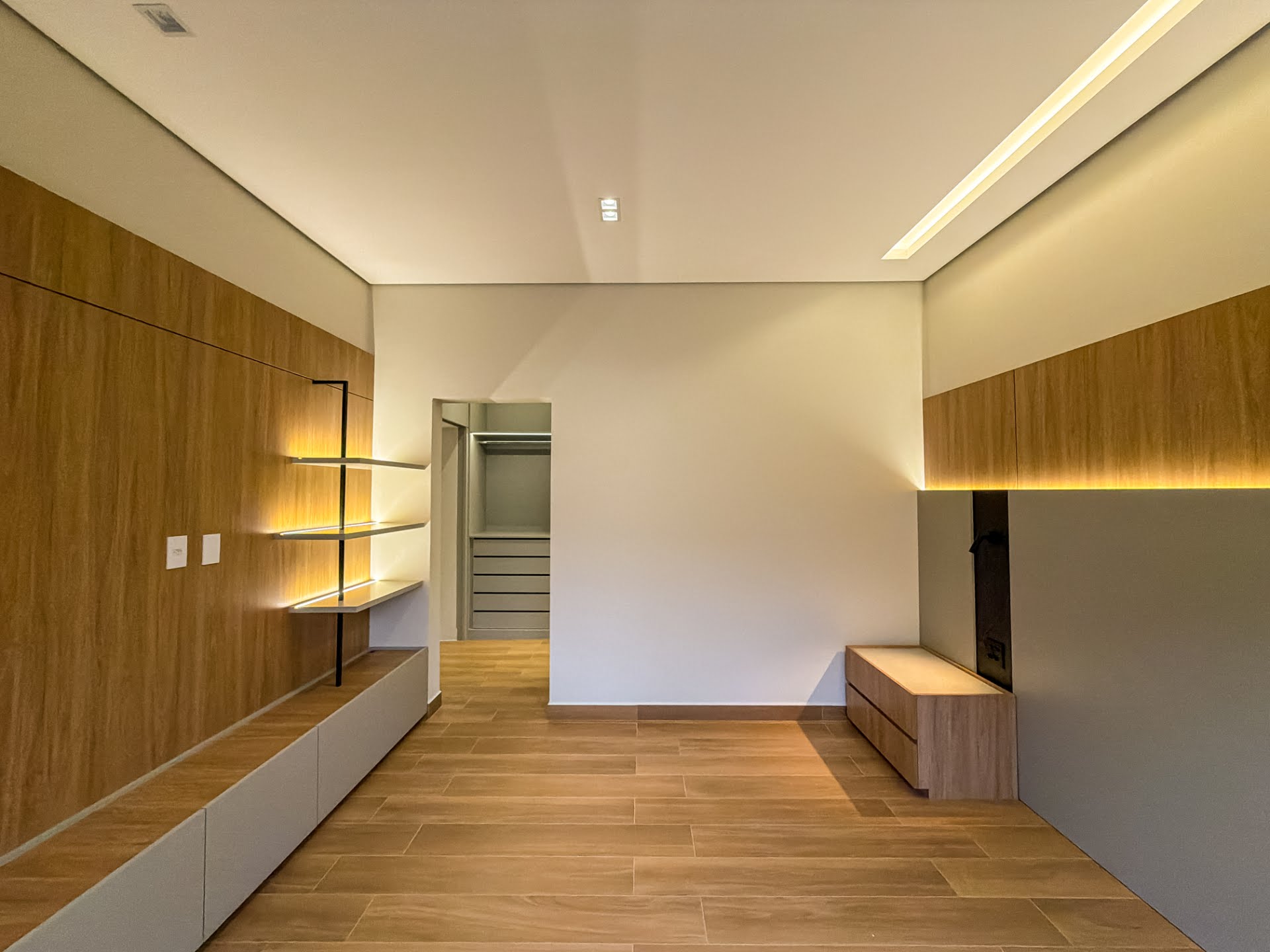 Casa à venda com 3 quartos, 3 suítes, 4 vagas e 213m² no Sapezal, Indaiatuba (SP) — foto 16 de 30
