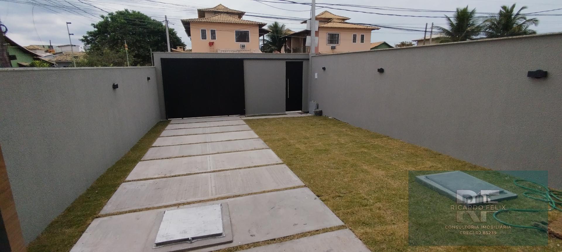 Casa à venda com 3 quartos, 1 suíte, 2 vagas e 180m² no Recreio, Rio das Ostras (RJ) — foto 2 de 29