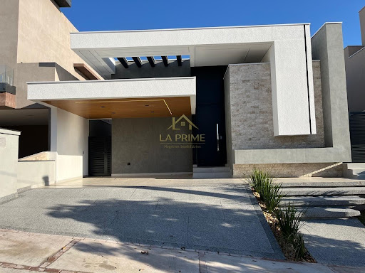 Casa em Condomínio em Votorantim em Sorocaba, 166m², 03 dormitórios, 03 suíte , 04 vagas de garagem.