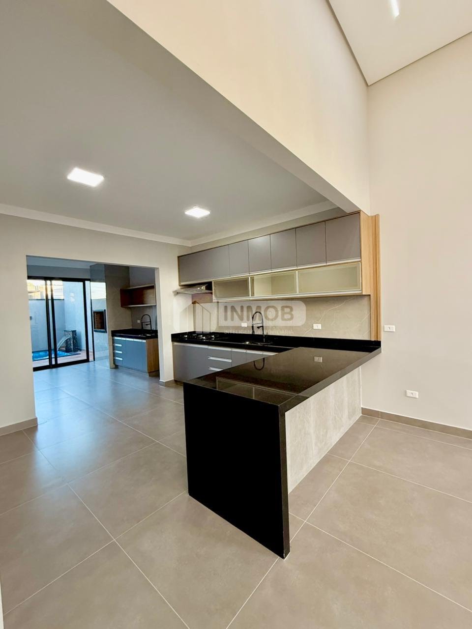 Casa à venda com 3 quartos, 1 suíte, 1 vaga e 172m² no Jardim Santana, Tremembé (SP) — foto 11 de 30
