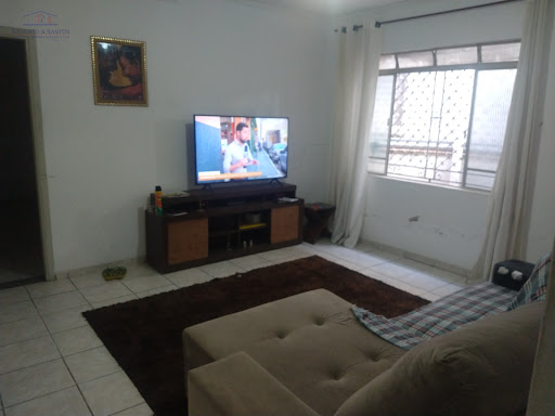 Sala, casa da frente