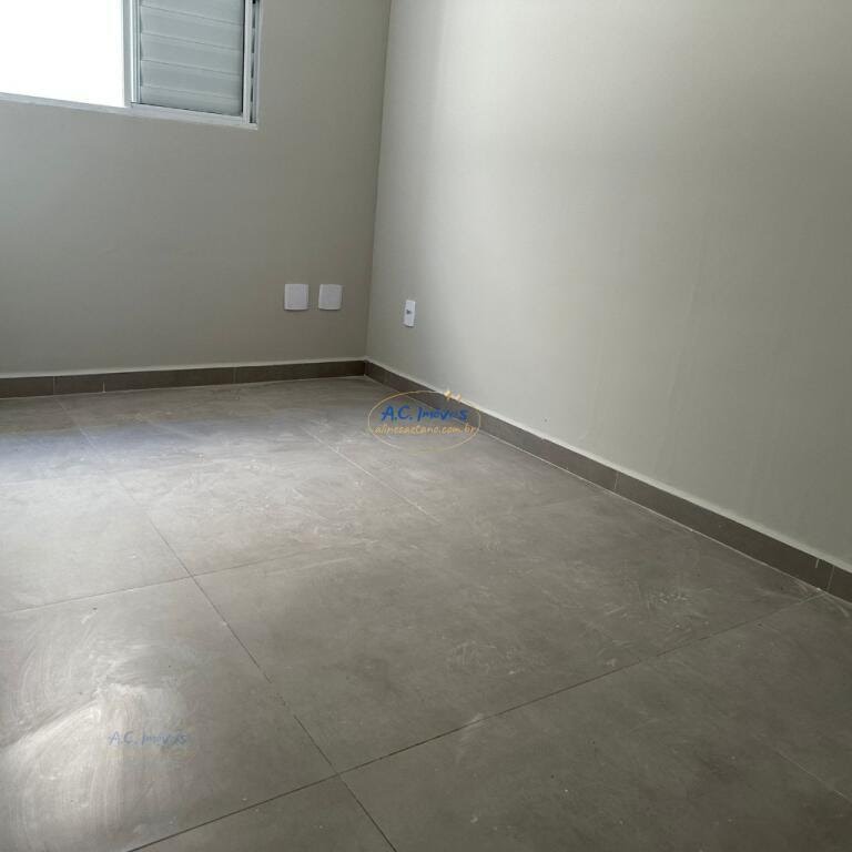 Casa à venda com 2 quartos, 2 banheiros, 1 vaga e 53m² no Jardim Melvi, Praia Grande (SP) — foto 14 de 30