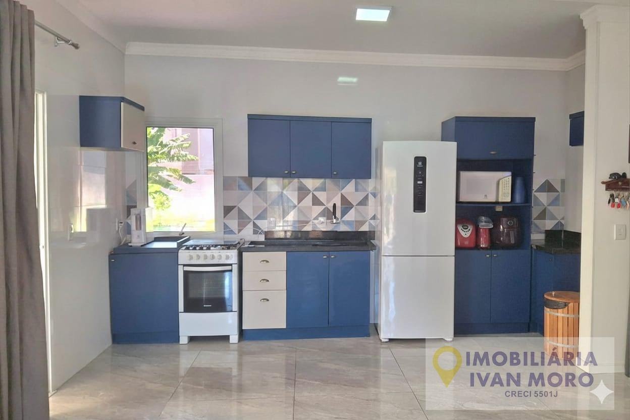 Casa à venda com 6 quartos, 2 suítes, 4 vagas e 257m² no Ingleses Norte, Florianópolis (SC) — foto 7 de 27