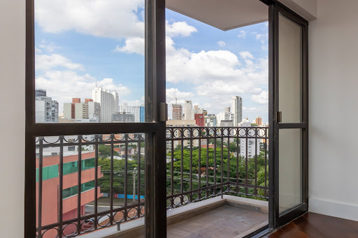 Apartamento em Sumarezinho  -  São Paulo