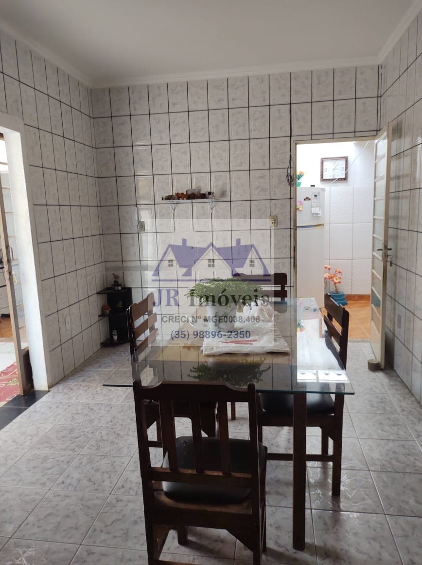 Casa à venda com 2 quartos, 1 banheiro, 2 vagas e 200m² no Vila Rubens, Itajubá (MG) — foto 14 de 30