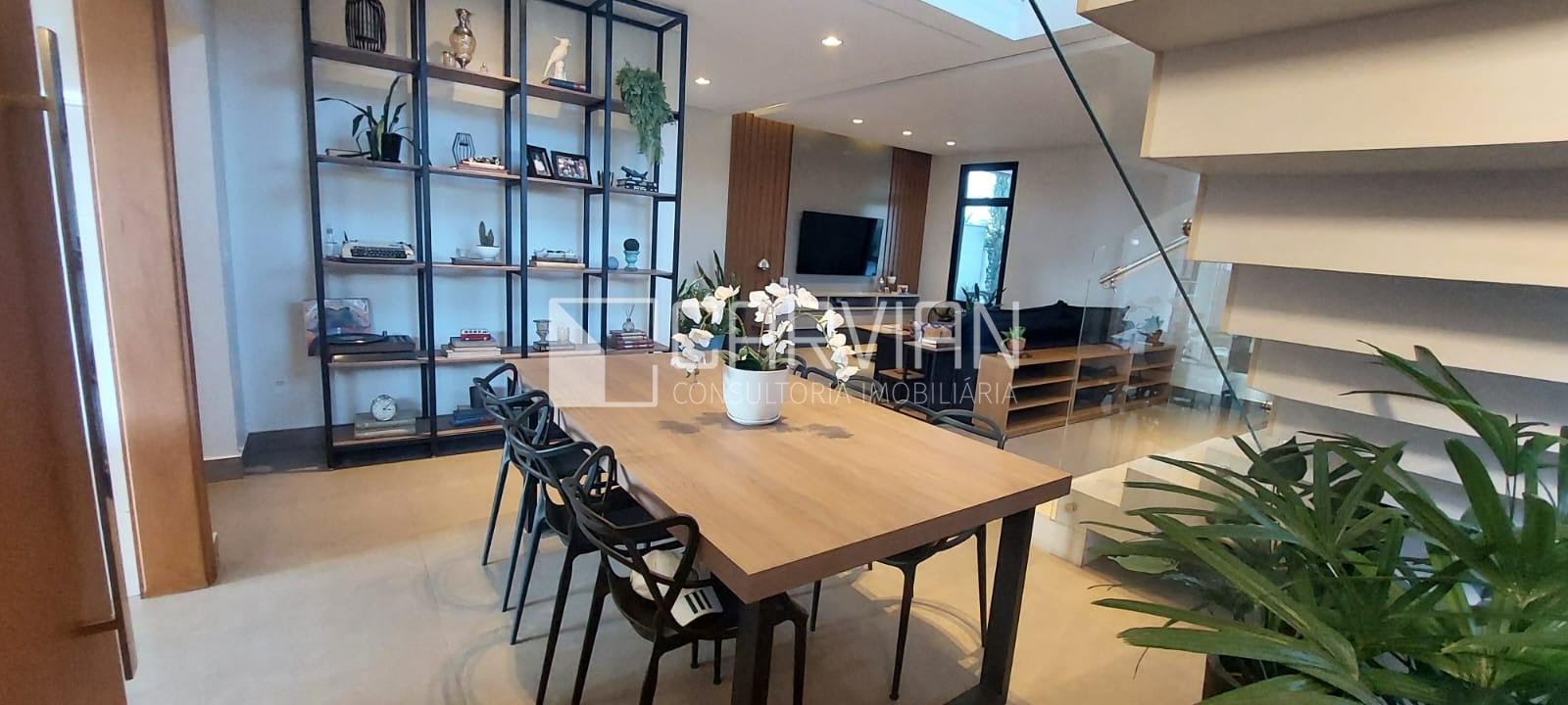 Casa à venda com 3 quartos, 3 suítes, 4 vagas e 360m² no Residencial Alto do Castelo, Ribeirão Preto (SP) — foto 7 de 29