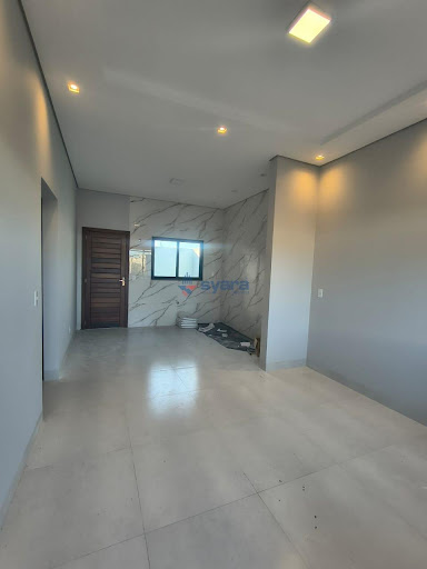 Casa à Venda no Jardim Dubai, Sinop 3 Quartos sendo 1 suíte 
