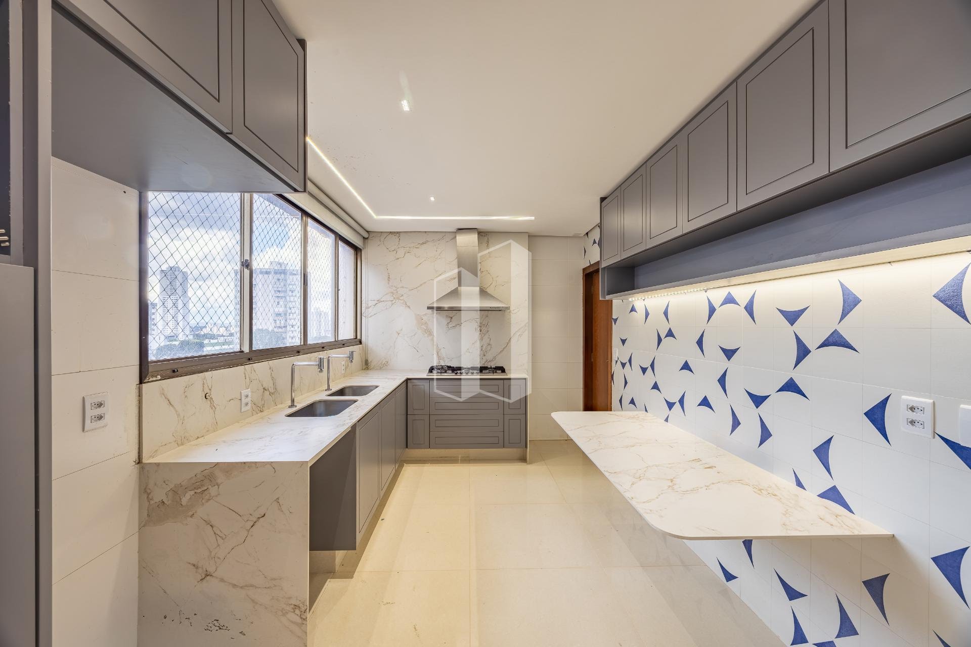 Apartamento, 4 quartos, 238 m² - Foto 5