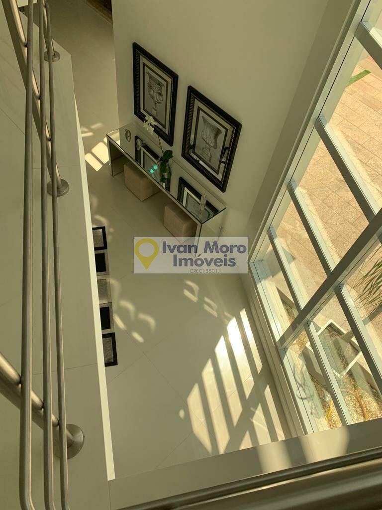 Casa à venda com 8 quartos, 7 suítes, 10 vagas e 950m² no Jurerê Internacional, Florianópolis (SC) — foto 22 de 30