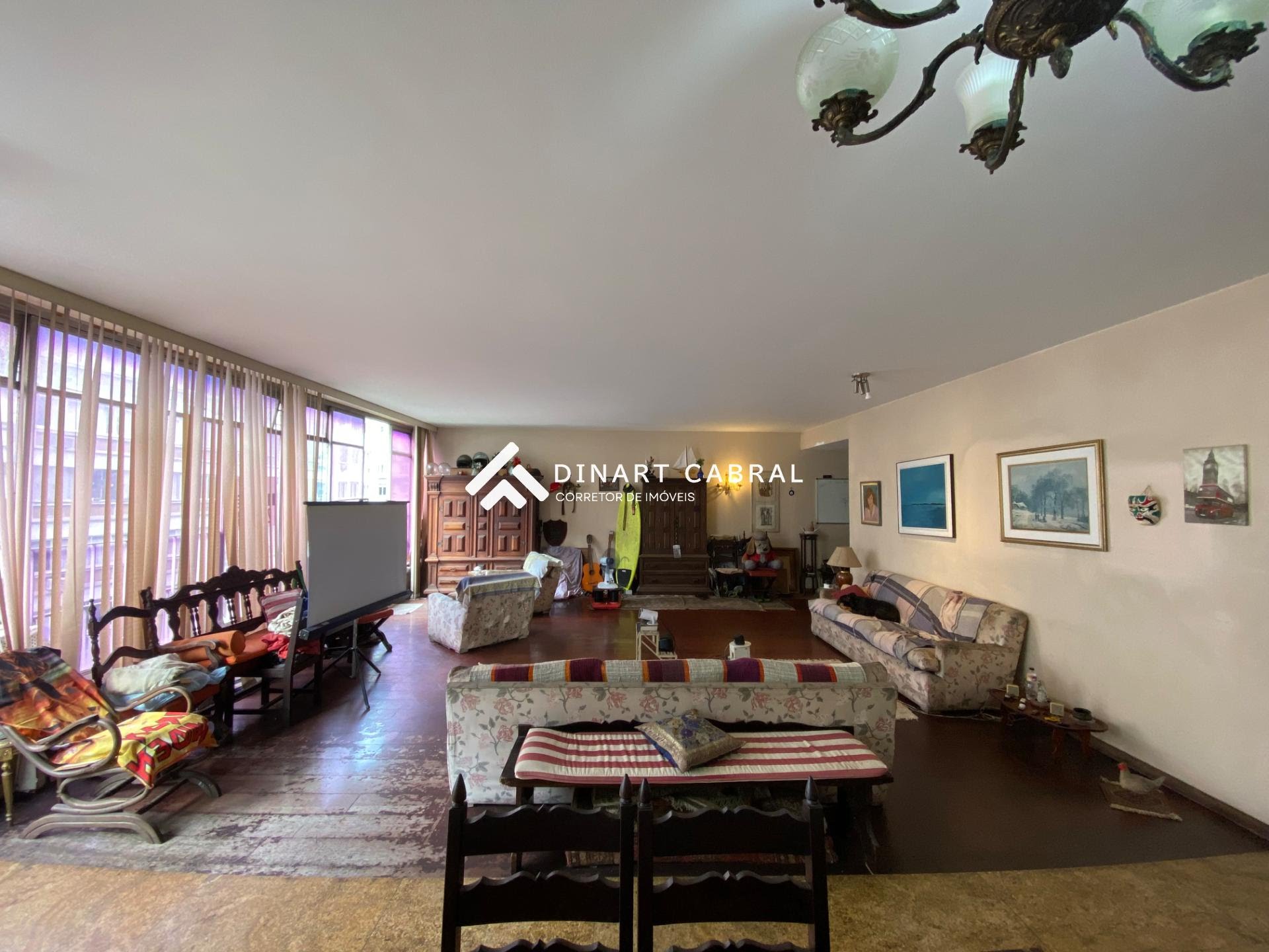 Apartamento à venda com 4 quartos, 1 suíte, 2 vagas e 242m² no Copacabana, Rio de Janeiro (RJ) — foto 2 de 30
