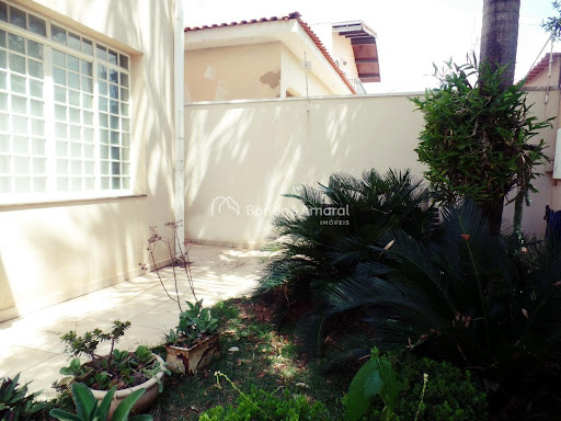 Casa, 3 quartos, 245 m² - Foto 1